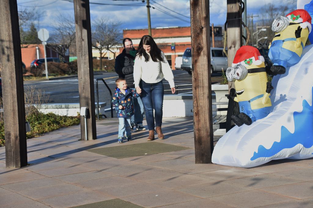 bkf with santa#2 12-14-19 003 (1024x683).jpg